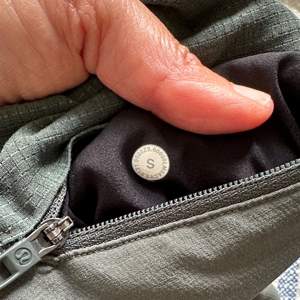 Lululemon Licensed to Train Jogger - Picture 6 of 13